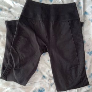 Size 6 Lululemon leggings!